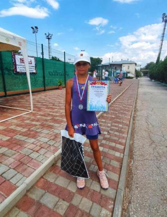 Турнир серии РТТ «Первенство г.Евпатория» среди юношей и девушек до 15 лет по теннису